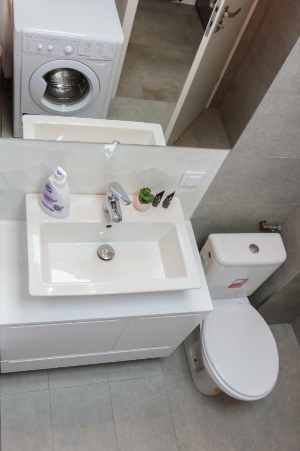 Gold Class Apartment Ams 63 Cluj-Napoca Exterior foto